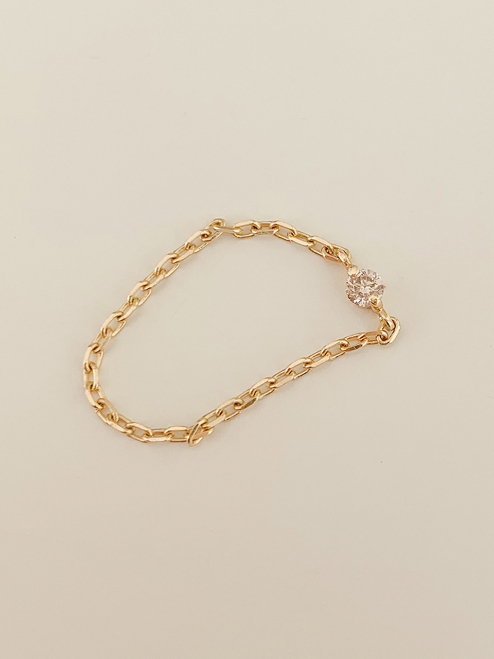 Feminine Cognac Diamond Chain Ring