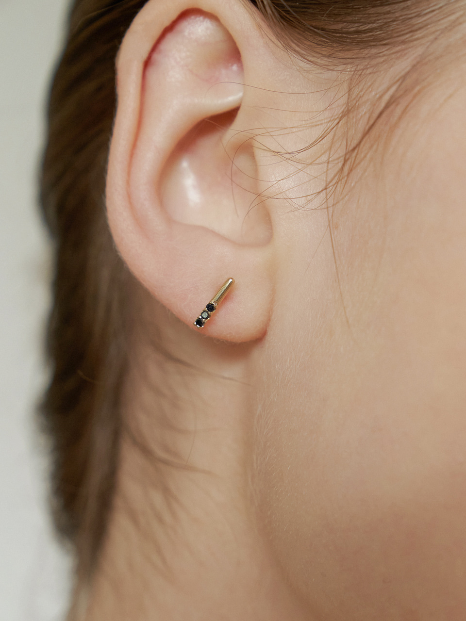 Three Stone Mini Earring