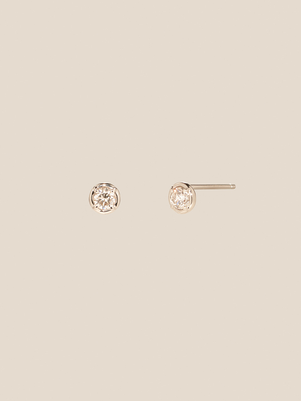 Basic Simple 0.1ct diamond Earring